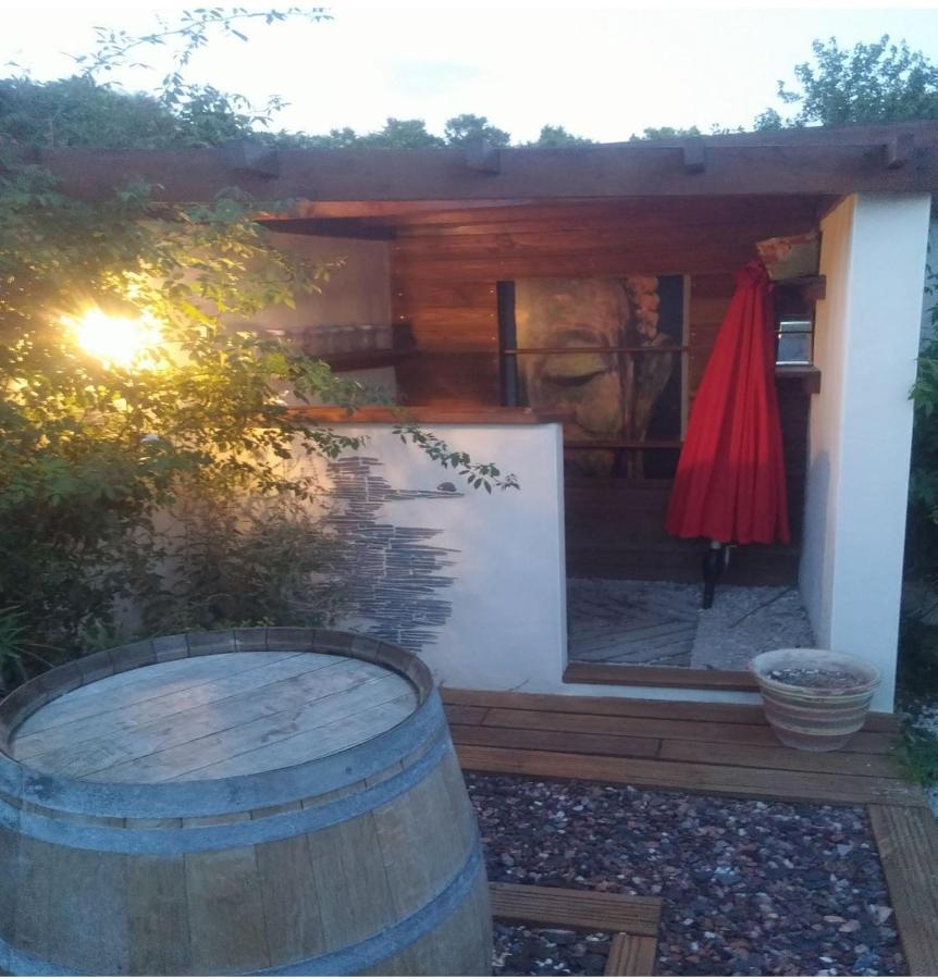 Secret Garden - Chez Gilles Et Tra - Maison D Hote -T2 Super Mignon, Neuf Et Independant , Dans Cadre Agreable Et Zen Valergues ภายนอก รูปภาพ